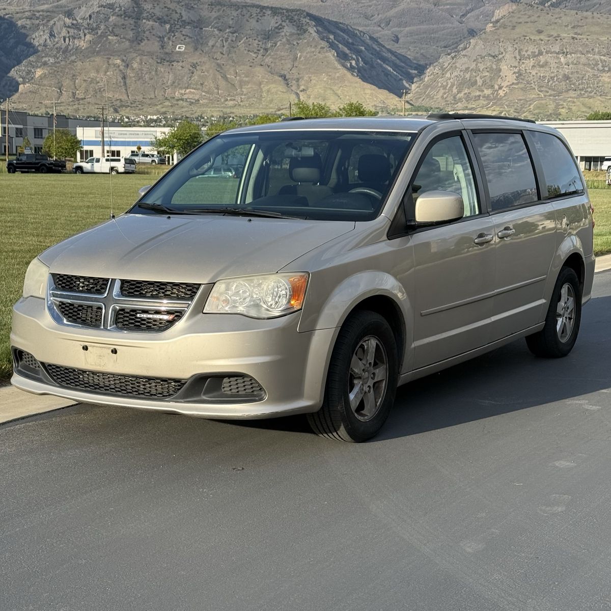 2013 Dodge Grand Caravan SXT Plus