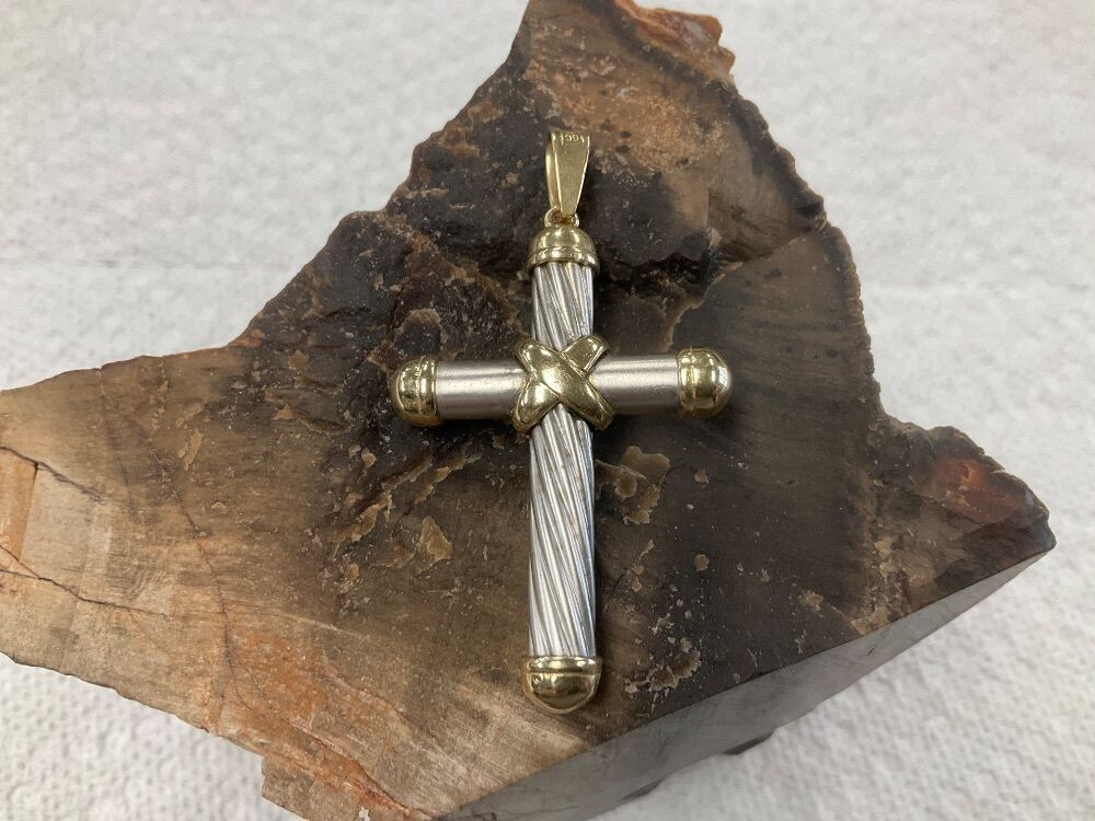 6.9gr 14K Two Tone Gold Cross Pendant