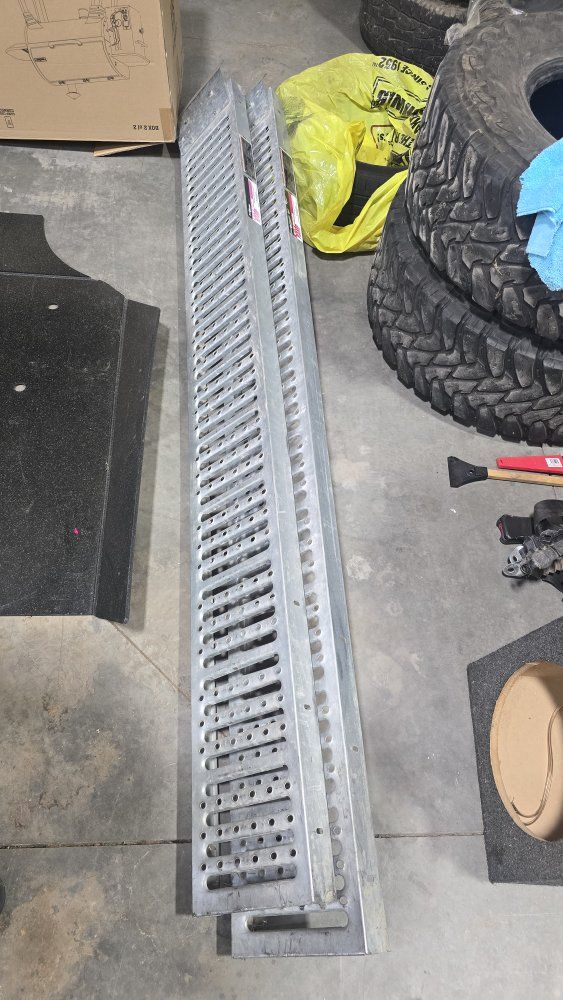 Haul Master 84"x10" Steel Ramps