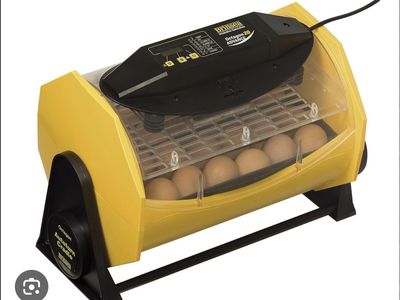 Brinsea Octagon Eco 20 Advance Automatic Egg Incubator, 24 Chicken Egg Capacity