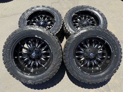 New Fuel Arc 33x12.50r20 Venom ATX 6x5.5 Chevy Silverado 1500 GMC Ford F150 F 150 6 lug wheels and tires Black