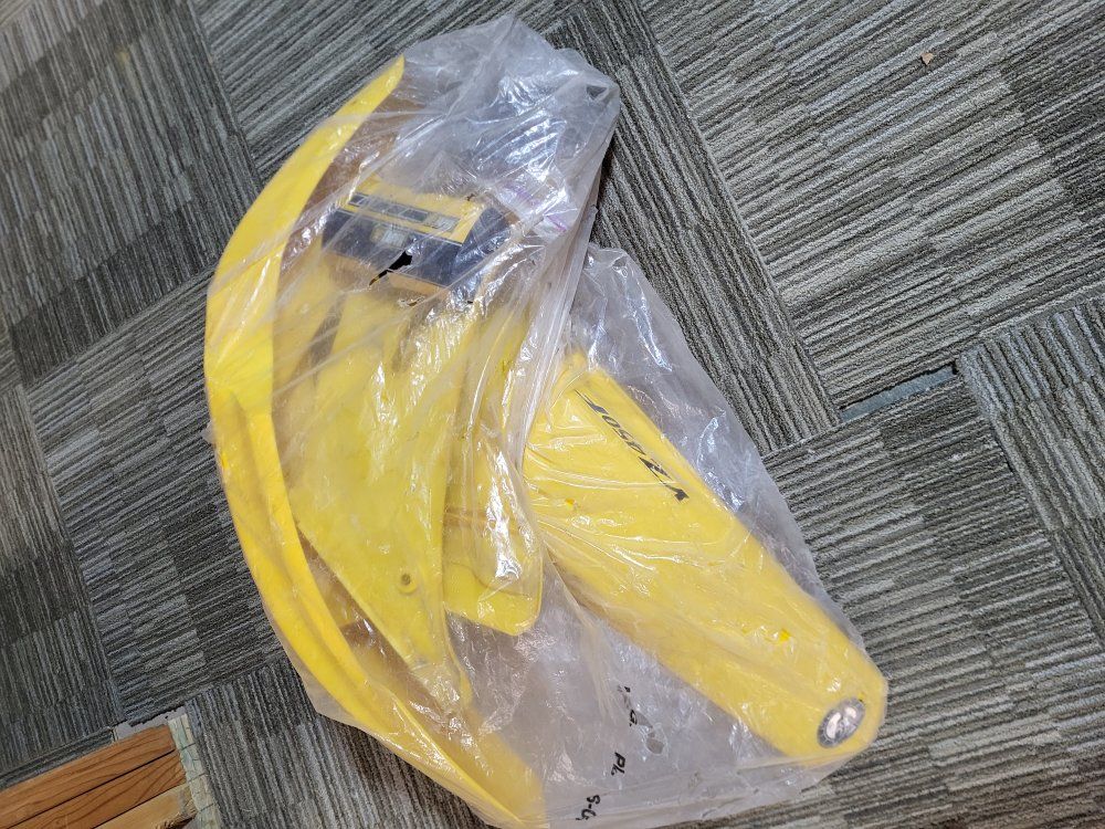 Brand NEW, Yamaha 450F Plastic