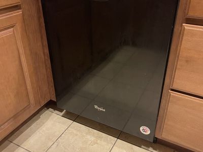 Working whirlpool dishwasher