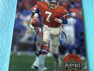 John Elway Autograph Denver Broncos Hand Signed NFL Football Card Auto Super Bowl Champions
