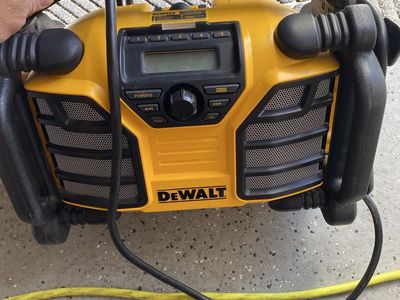 Dewalt worksite Radio/charger