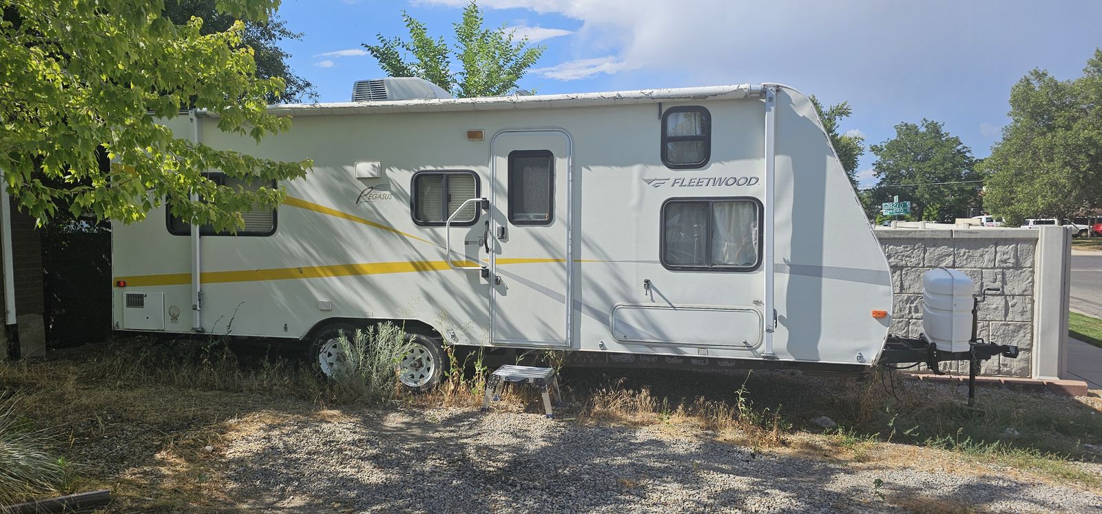 2006 Fleetwood Pegasus 260XP Travel Trailer