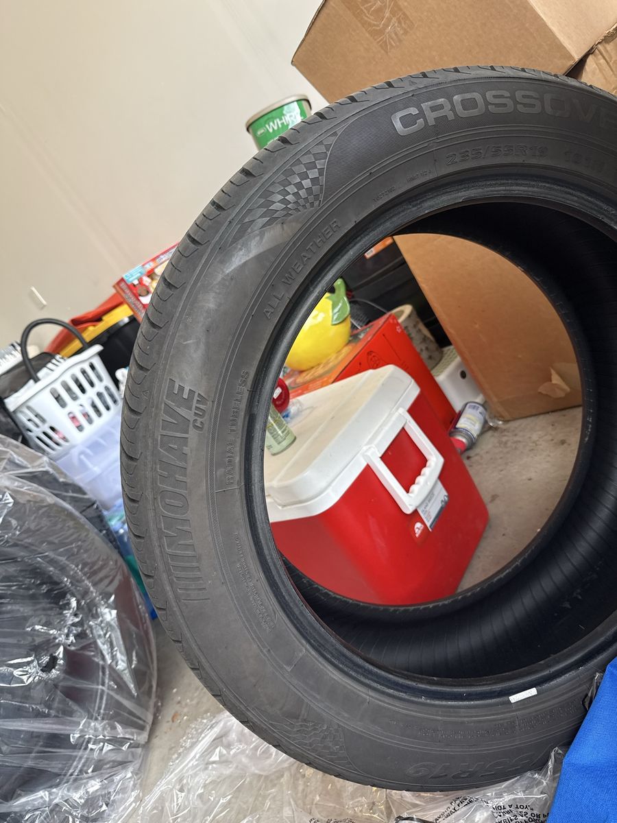 235/55R19 Tires Set of 4 – All Weather – Good Cond