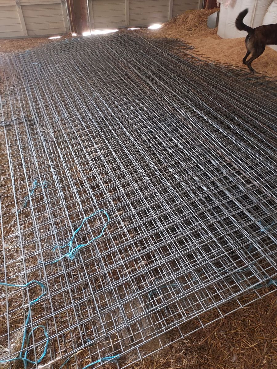 Welded wire fence panels