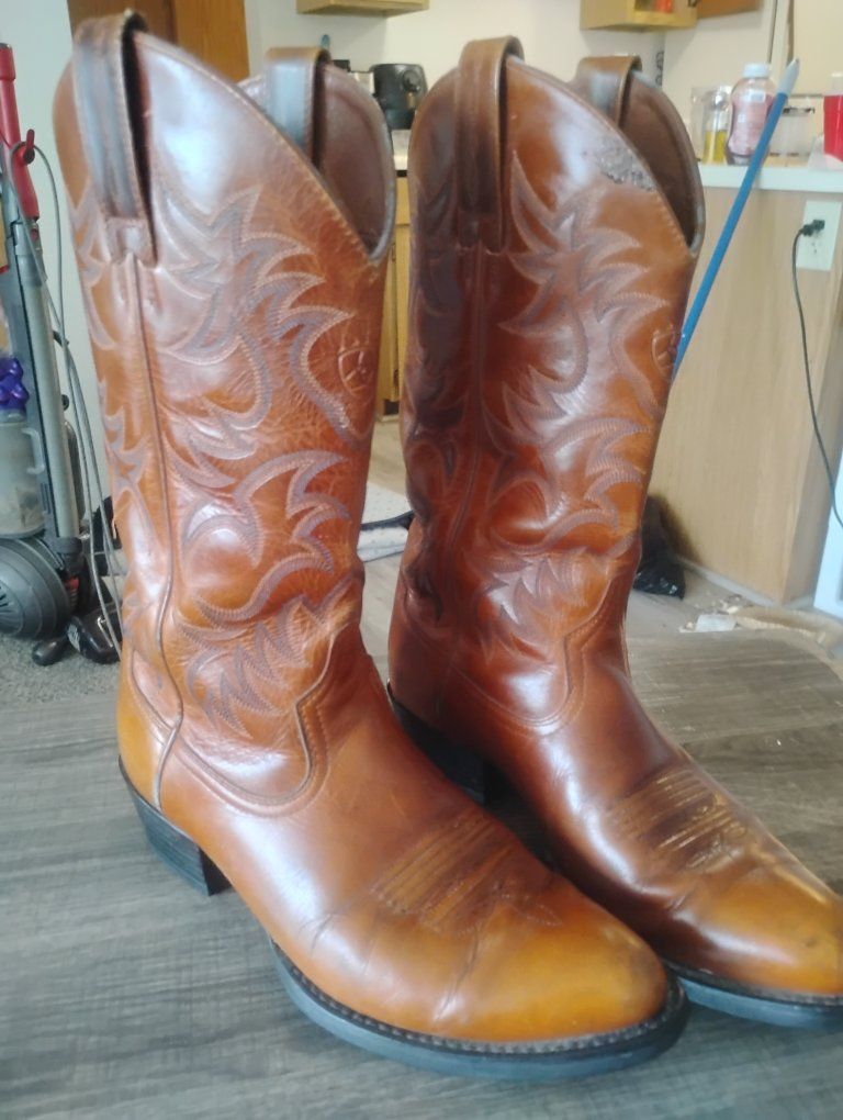 Ariat
