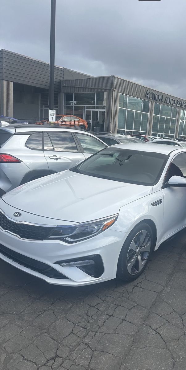 2019 Kia Optima S