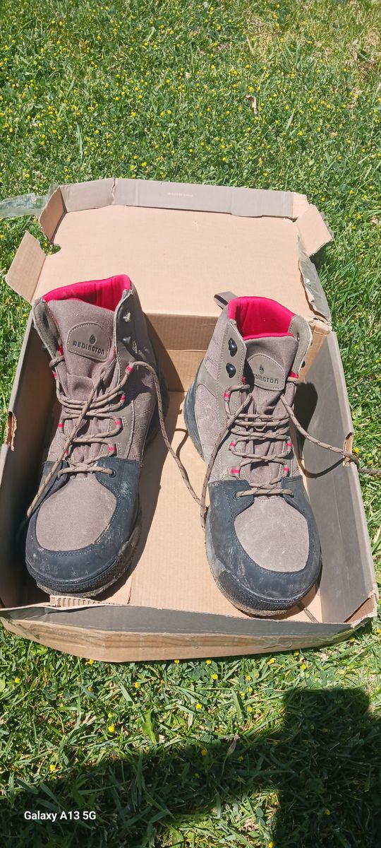 Redington Benchmark Lightweight Wading Boots 12 Nice!