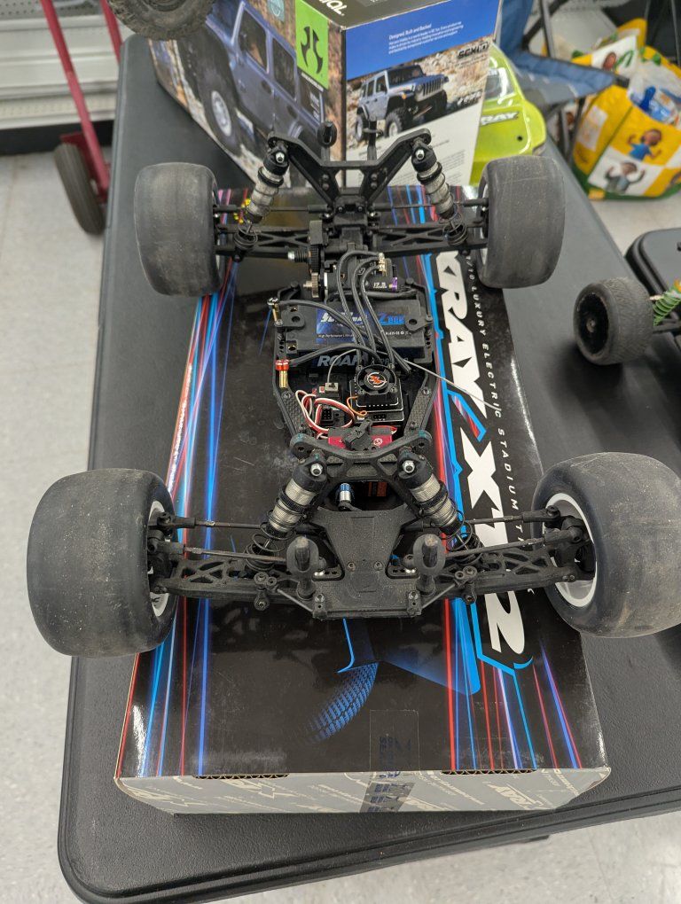 Xray Xt2 stadium truck