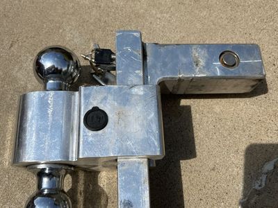 Diversi-Tech Adjustable Aluminum Dual Ball Drop Tow Hitch with Lock & Keys