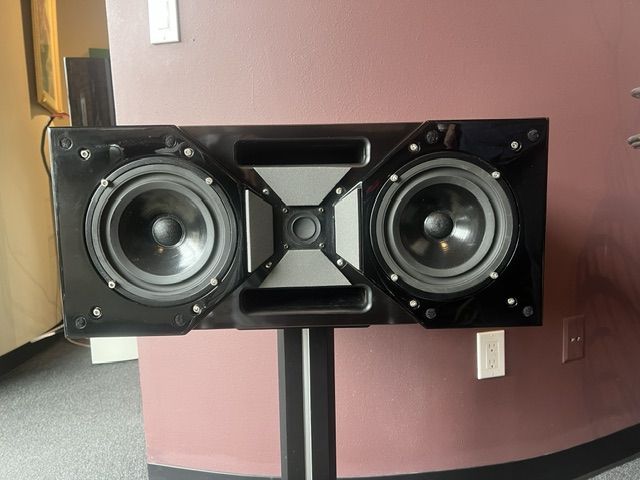 Main image 6