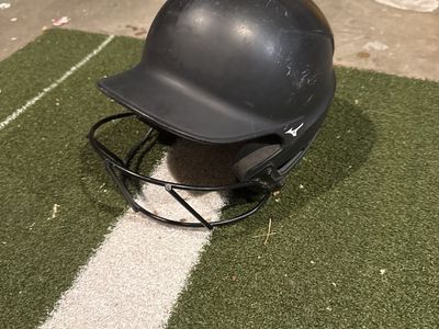 Adult Mizuno Helmet