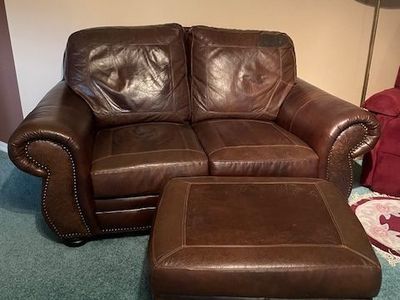 Beautiful full leather loveseat w/ottoman