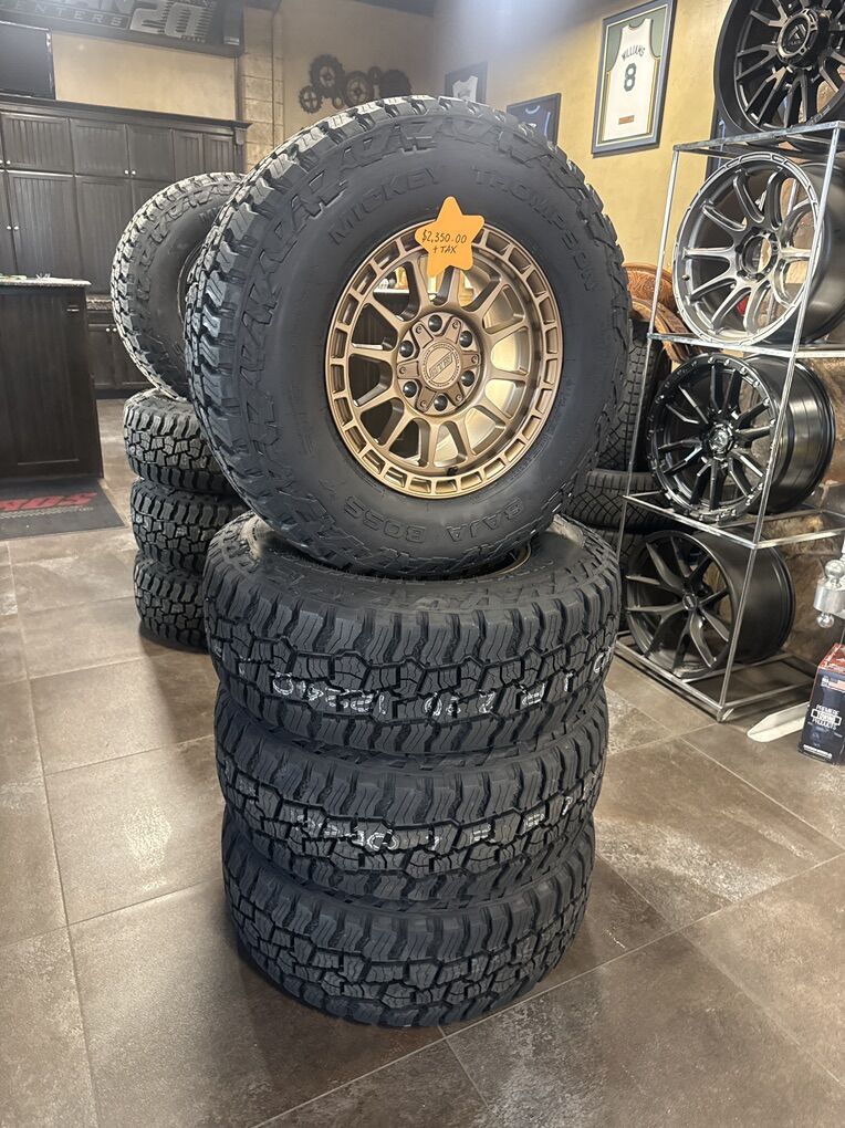 17 DTS WHEELS AND MICKEY THOMPSON TIRES