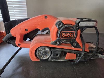 BLACK+DECKER DS321 3"x21" 7A Corded Electric Belt Sander with Dust Bag