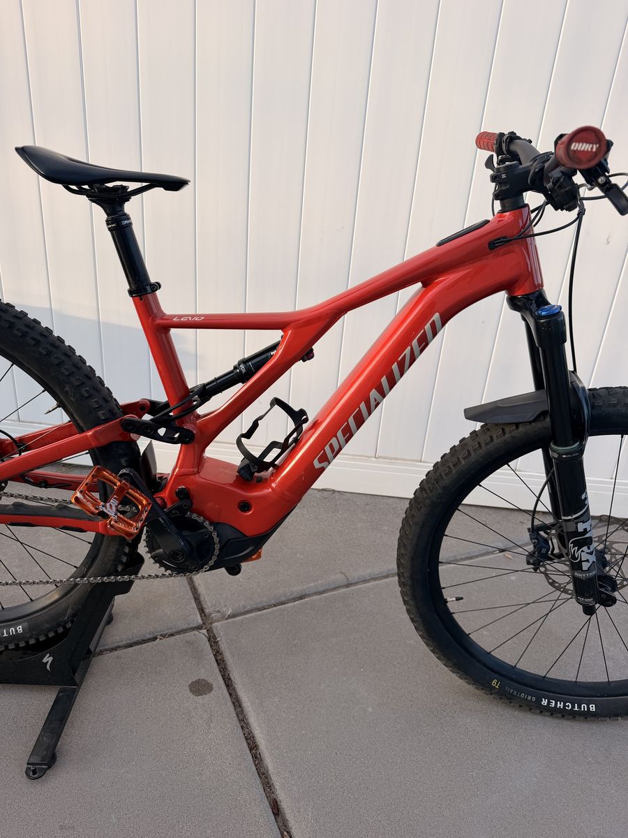 2021 Specialized Turbo Levo – Large - NEW Battery