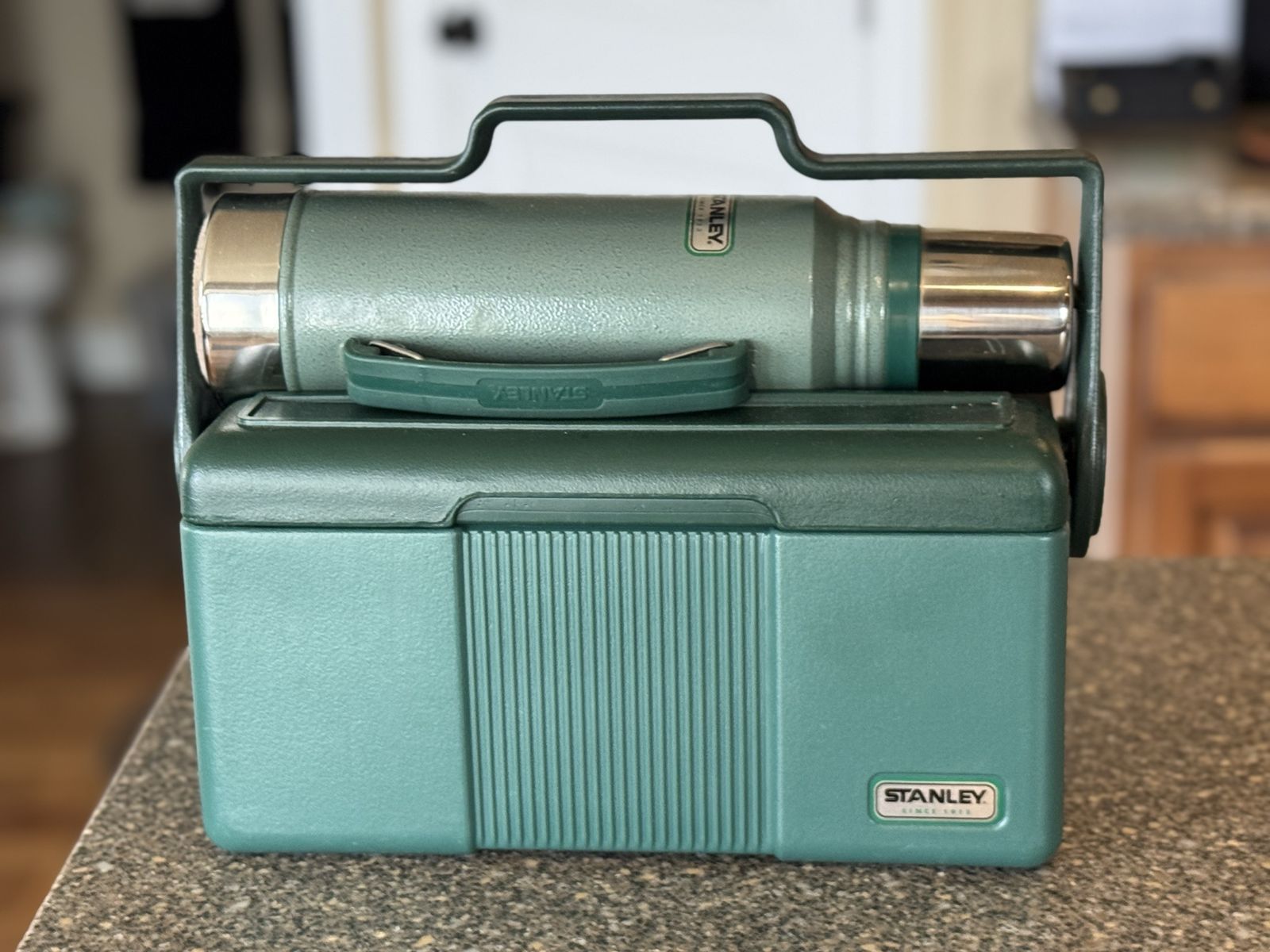 NEW Stanley Heritage Classic Lunchbox & Thermos