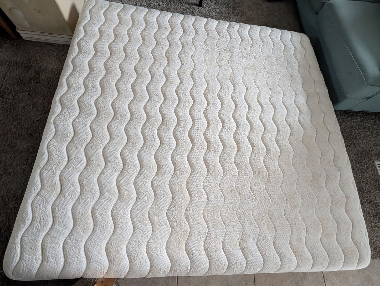 King Inteligel Mattress