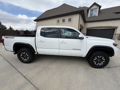 2017 TOYOTA TACOMA TRD Off-Road