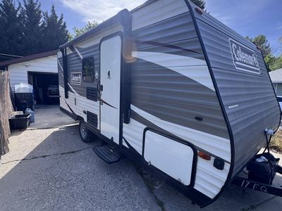 2019 17 ft Coleman lantern trailer