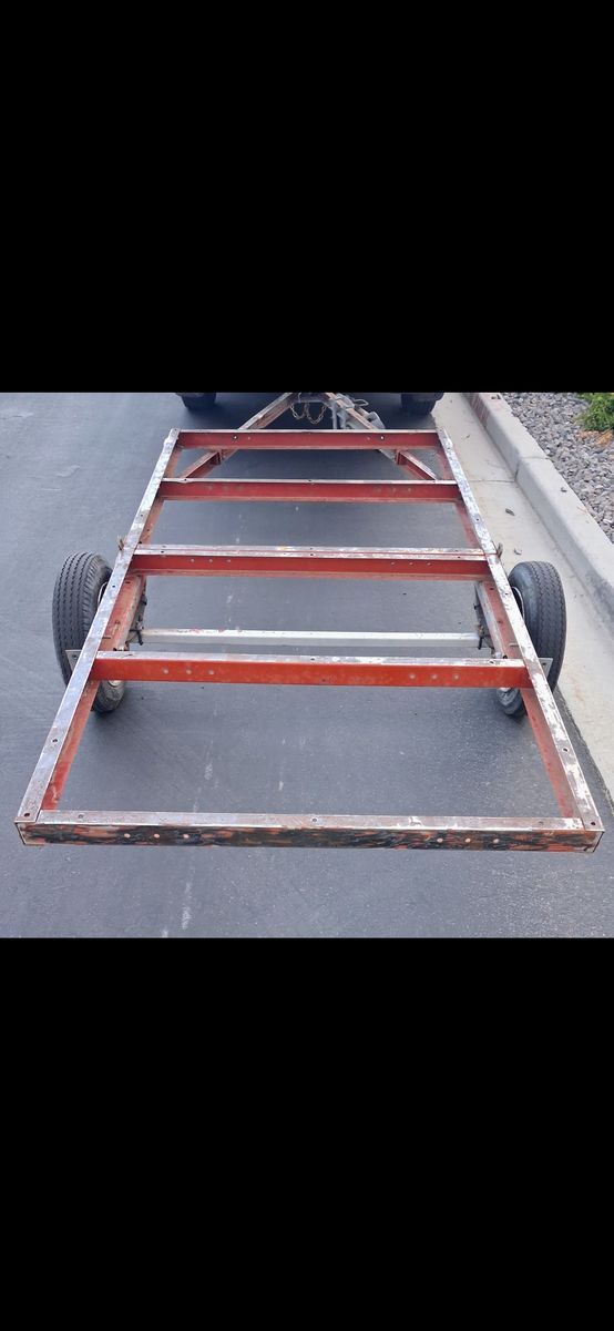 Folding trailer