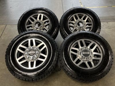 LIKE NEW 2021 f350 OEM 18in wheels/ 275/70/18