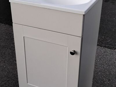 Bathroom Vanity, New