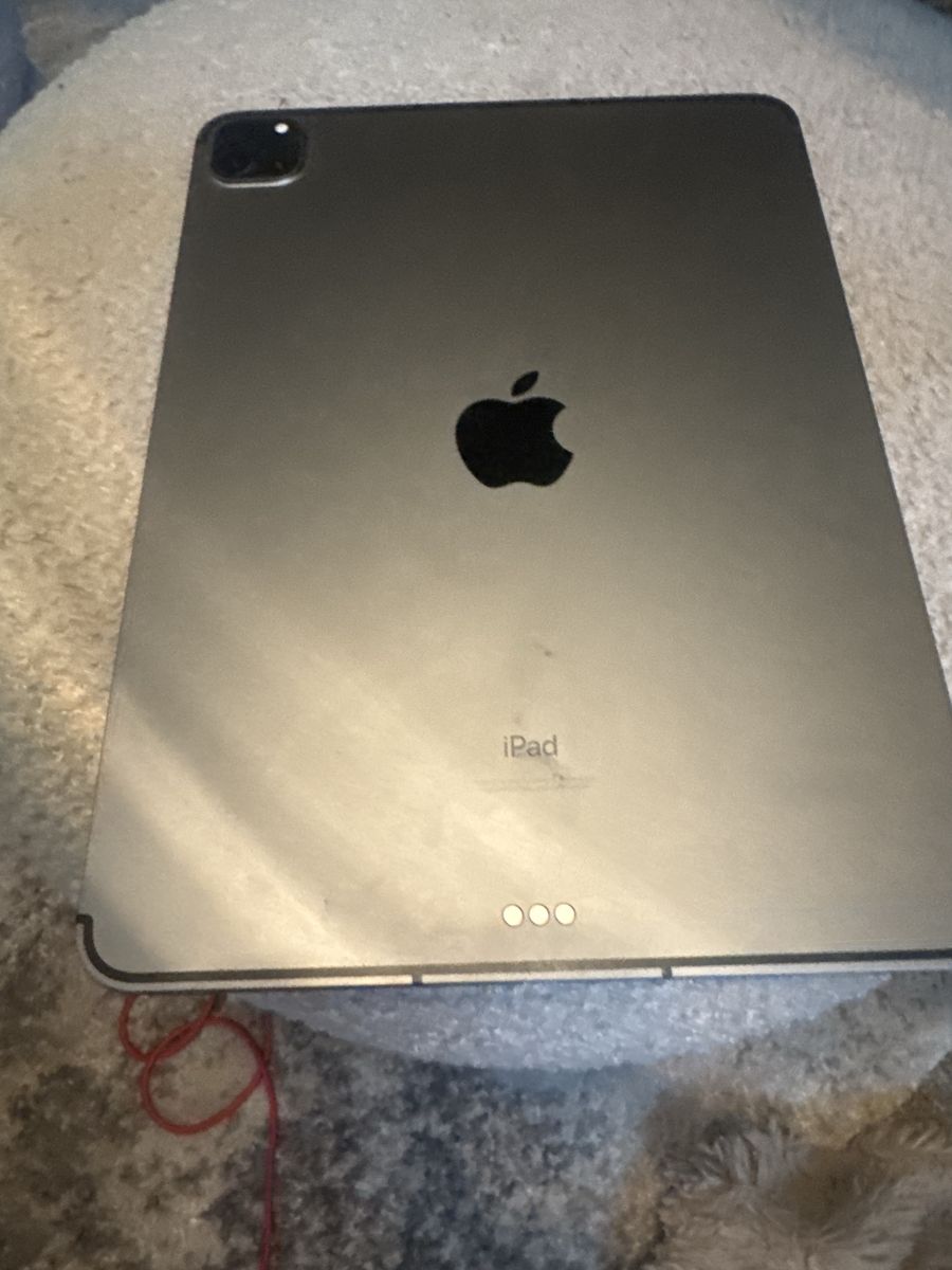 Apple iPad Pro Space Gray used like new