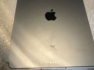 Apple iPad Pro Space Gray used like new