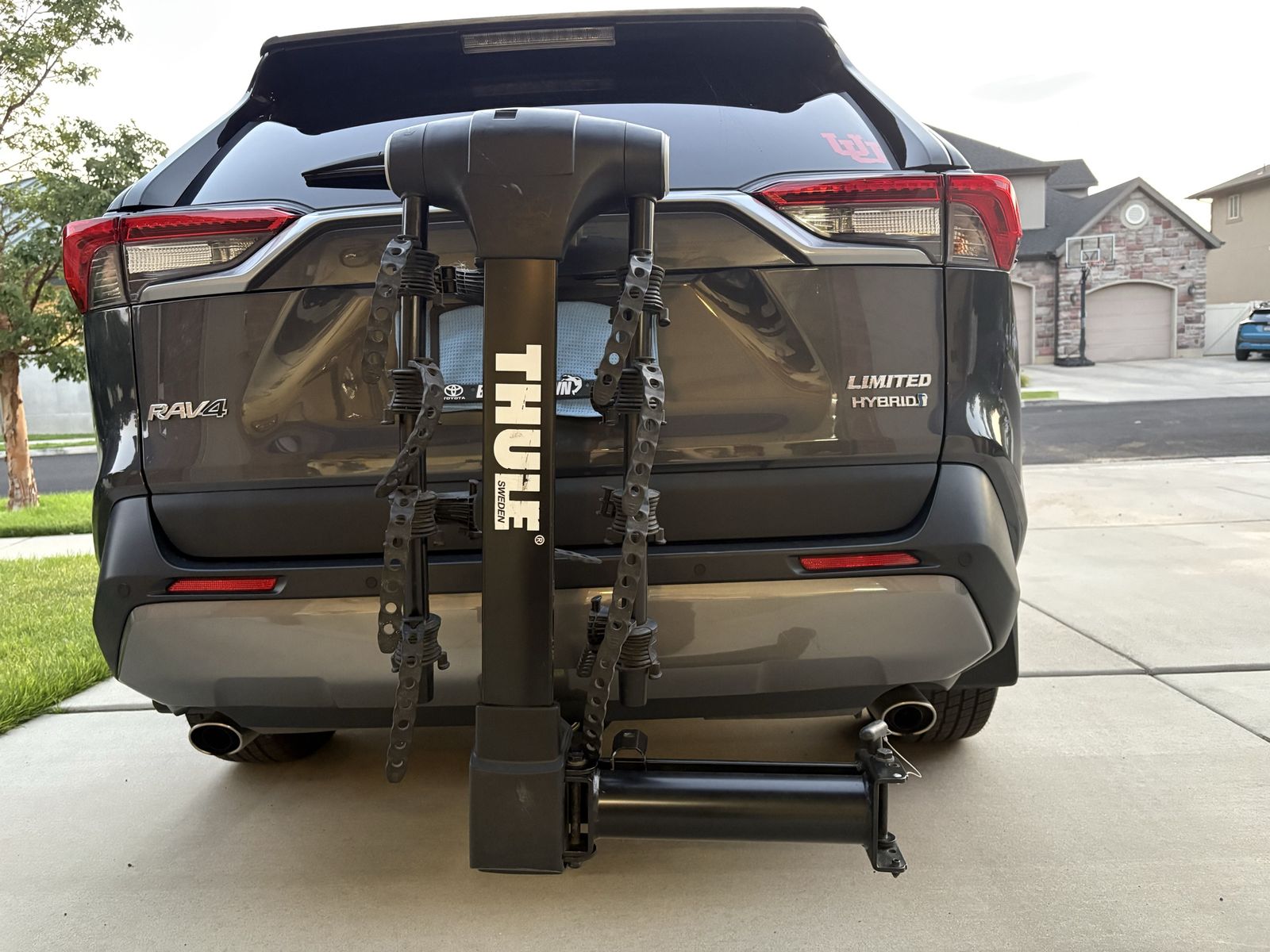 Thule Apex Swing 4-Bike Hitch Rack
