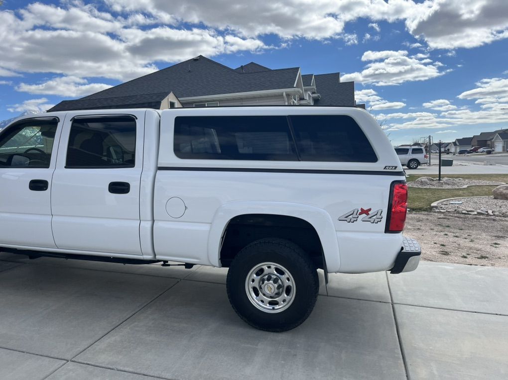 A.R.E Truck Shell For Chevy/Gmc 6.5 Ft Bed
