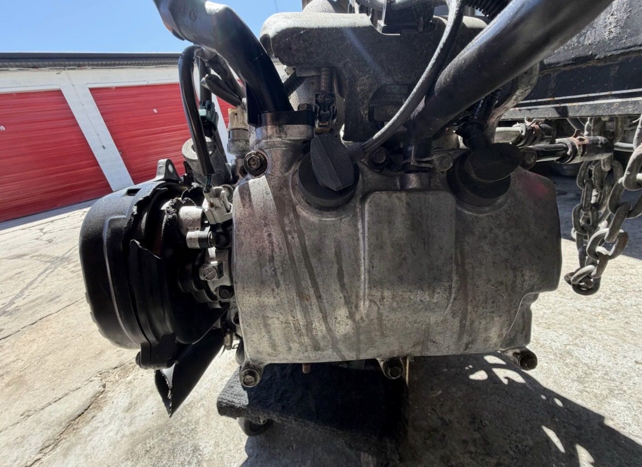 Main image 4