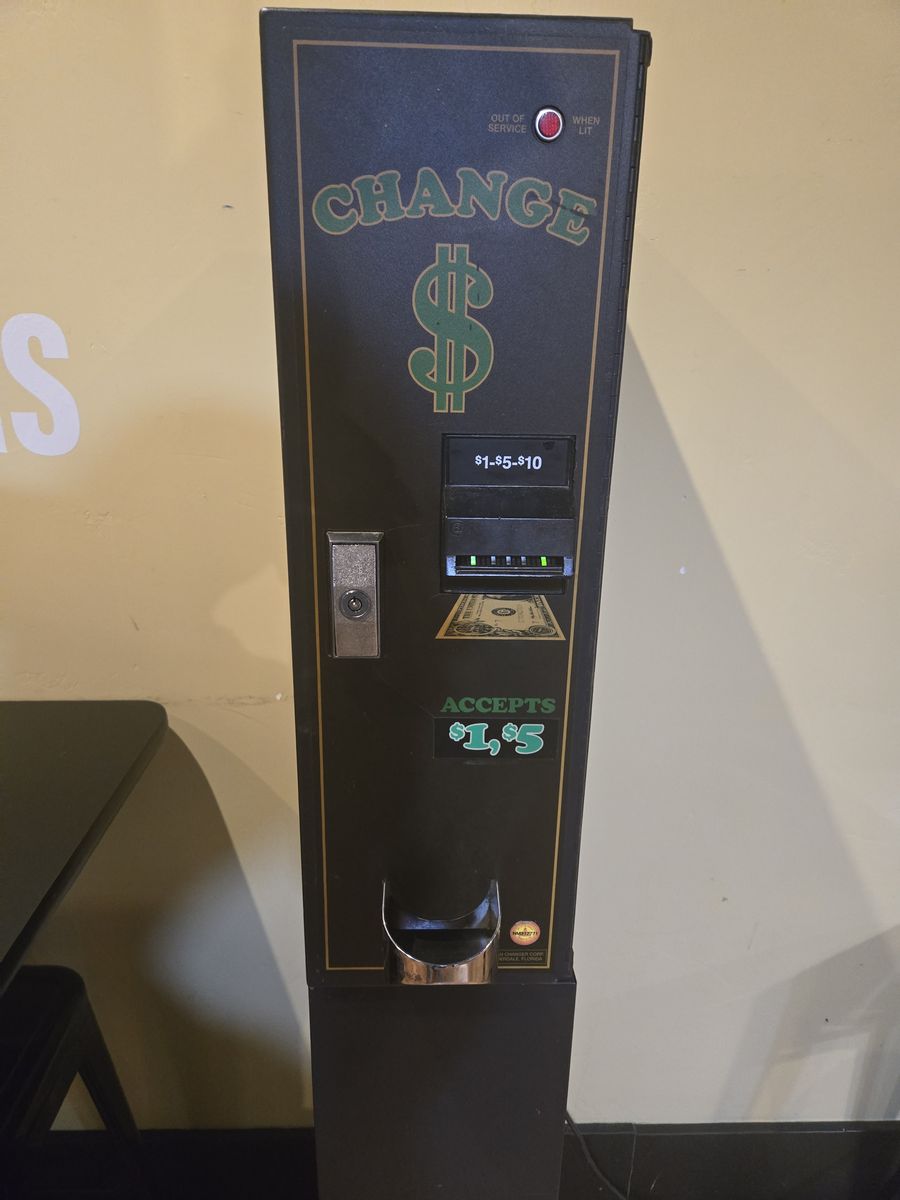 American Changer AC1001 Change Machine with Stand