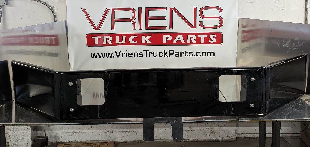 Freightliner 114SD Front Bumper