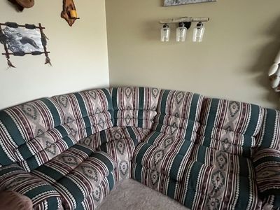 4 seat sectional with recliners