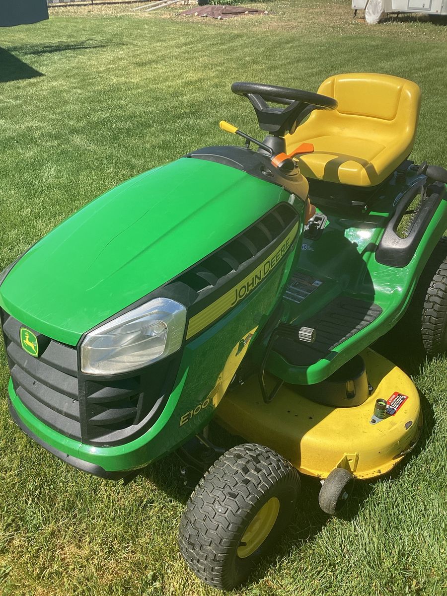 John Deere E100 mower