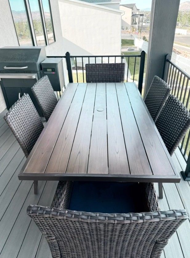 7-Piece Outdoor Dining Set table and chairs