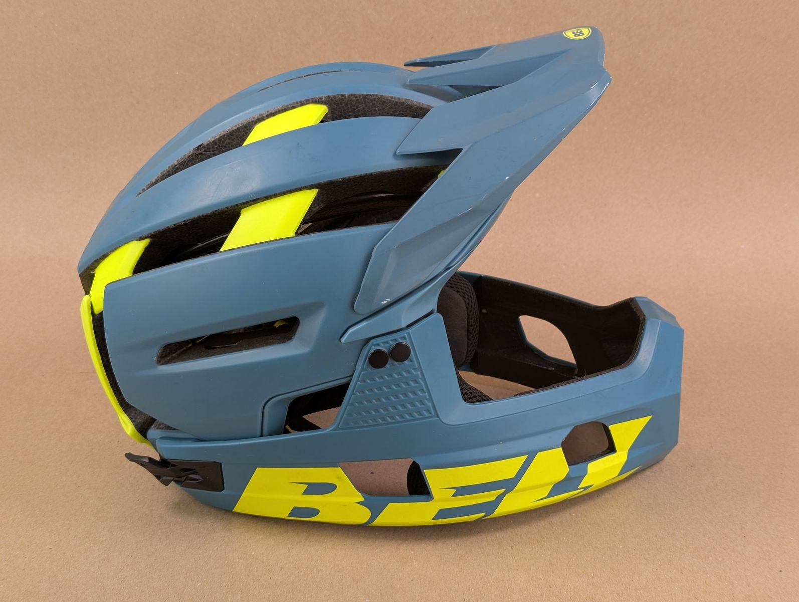 Bell Super Air R Spherical Bike Helmet Size Medium 55-59cm 2021 Cycling Gear