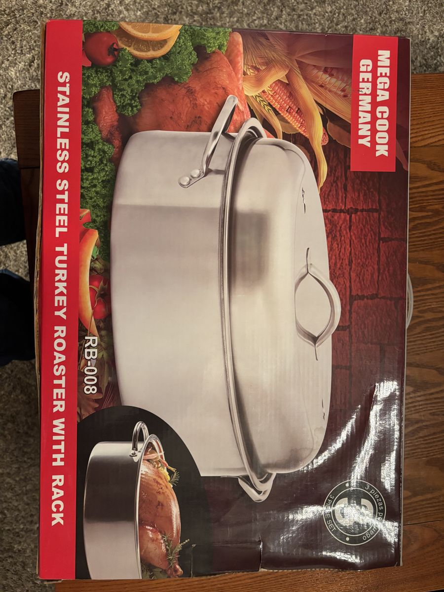 Stainless steel turkey roaster