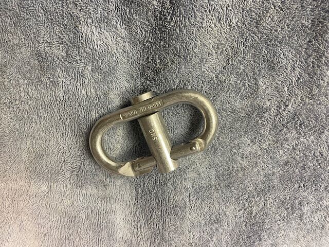 CLIMBING CARABINER BRAKE/BELAY