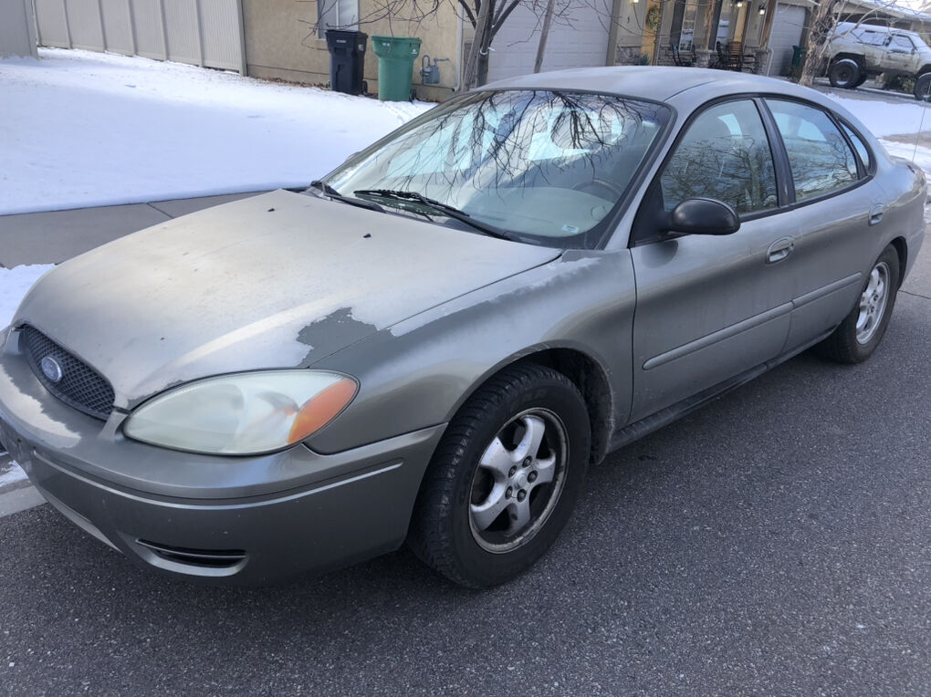 2004 FORD TAURUS