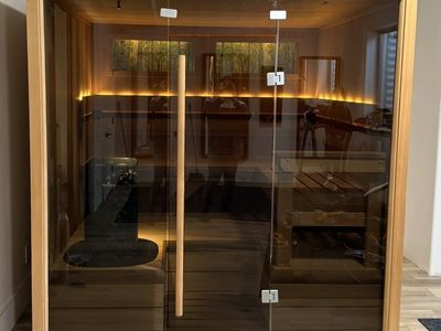 Finnleo deco Sauna Room with Heater & Digital Controls - Modern Home Spa Experience