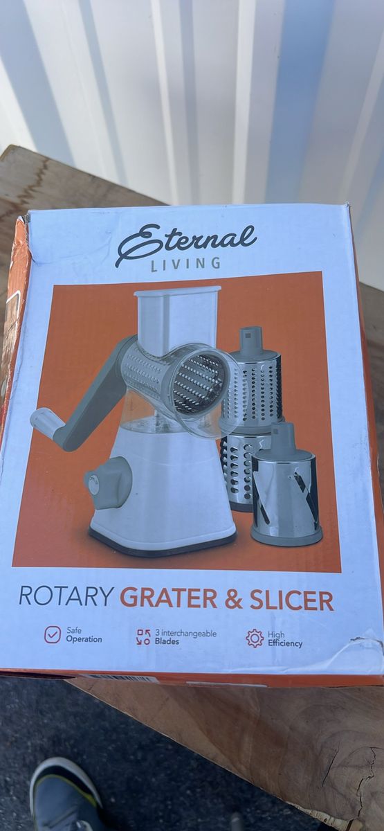 Eternal Living Rotary Grater & Slicer with 3 Interchangeable Blades - New
