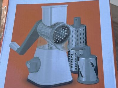 Eternal Living Rotary Grater & Slicer with 3 Interchangeable Blades - New