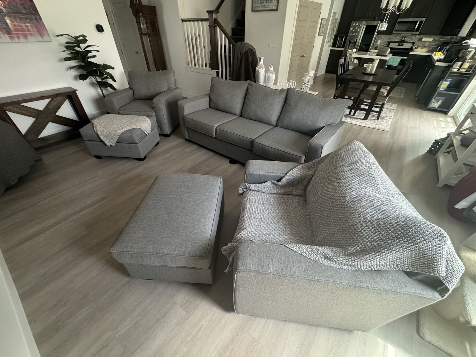 Couch, 2 chairs and 2 ottomans. Priced to sell!