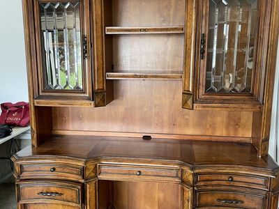 Elegant Wood Executive Desk with Hutch & Leaded Glass Doors - Ample Storage