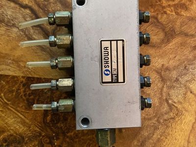 Showa DM5-3 Oil-Air Piston Distributor